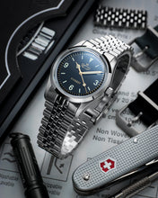 Load image into Gallery viewer, SMITHS EVEREST PRS-25 - GILT