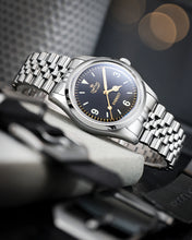 Load image into Gallery viewer, SMITHS EVEREST PRS-25 - GILT