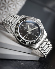 Load image into Gallery viewer, Retro Dive Watch