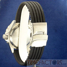 Load image into Gallery viewer, TIMEFACTORS STRIPED SILICONE RED/BLUE/BLACK