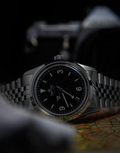 Load image into Gallery viewer, SMITHS EVEREST PRS-25 SILVER JUBILEE