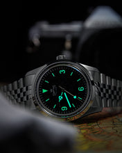 Load image into Gallery viewer, SMITHS EVEREST PRS-25 SILVER JUBILEE